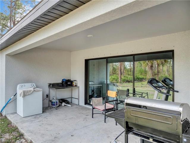 818 Leroy AVE, LEHIGH ACRES FL 33972