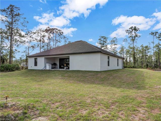 818 Leroy AVE, LEHIGH ACRES FL 33972
