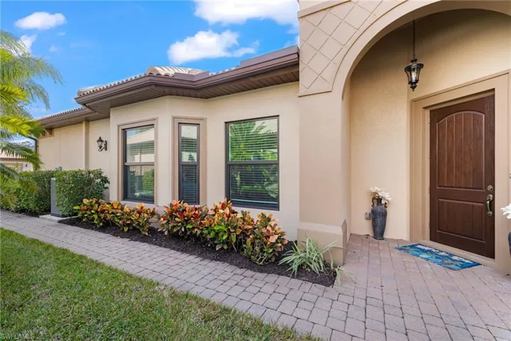 7531  Moorgate Point  WAY, Naples, FL 34113