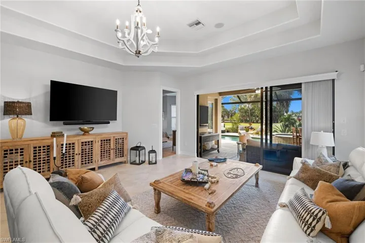 7531  Moorgate Point  WAY, Naples, FL 34113