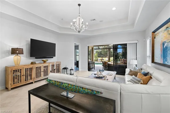 7531  Moorgate Point  WAY, Naples, FL 34113