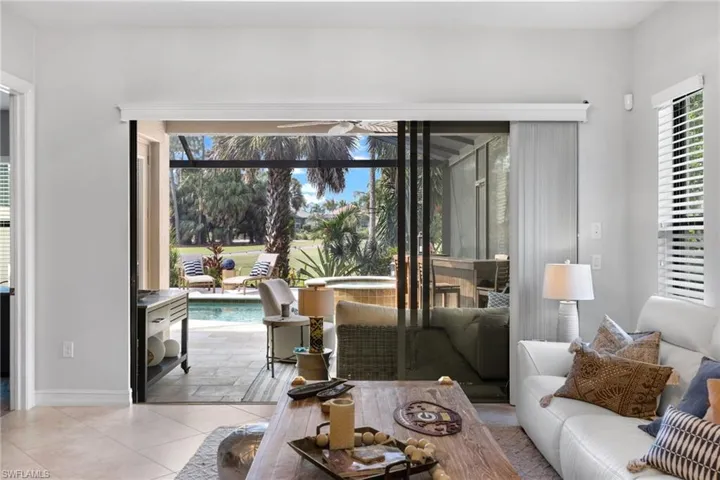 7531  Moorgate Point  WAY, Naples, FL 34113