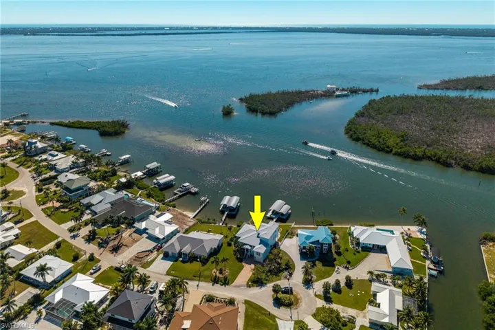 3807 San Carlos Dr, St. James City, Florida 33956
