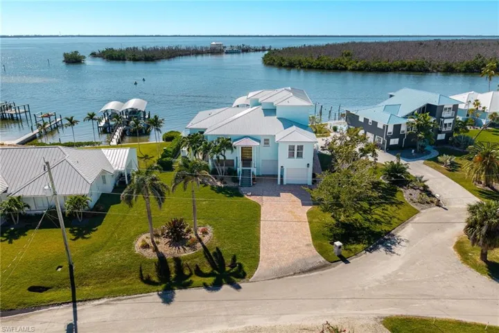 3807 San Carlos Dr, St. James City, Florida 33956
