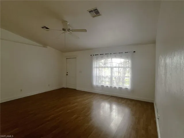 2136 Nw 22nd Pl, Cape Coral, Florida 33993