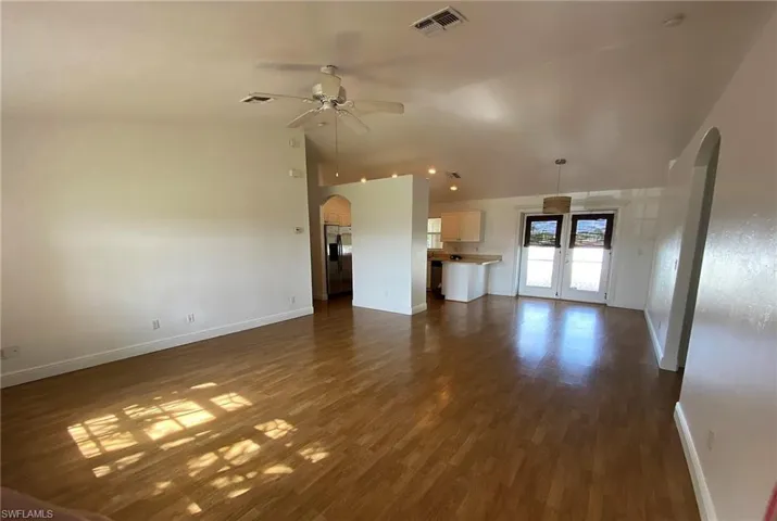 2136 Nw 22nd Pl, Cape Coral, Florida 33993