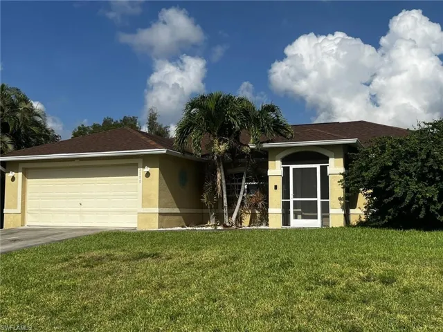 2136 Nw 22nd Pl, Cape Coral, Florida 33993