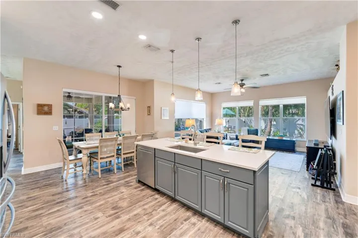3728 Luverne St, Fort Myers Fl 33901