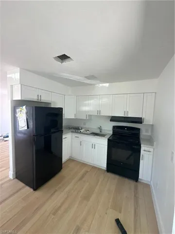 4551  Capri E DR, Naples, FL 34103