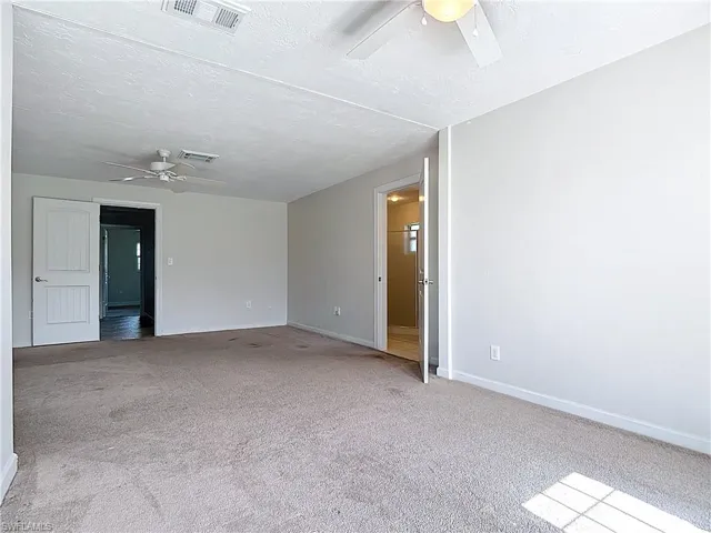 5351 Chippendale Cir E, Fort Myers, Florida 33919