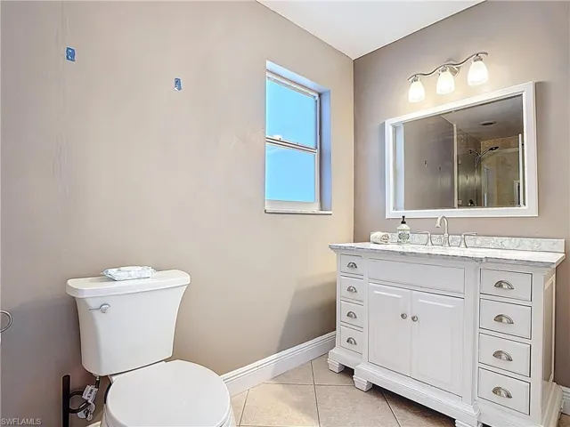5351 Chippendale Cir E, Fort Myers, Florida 33919