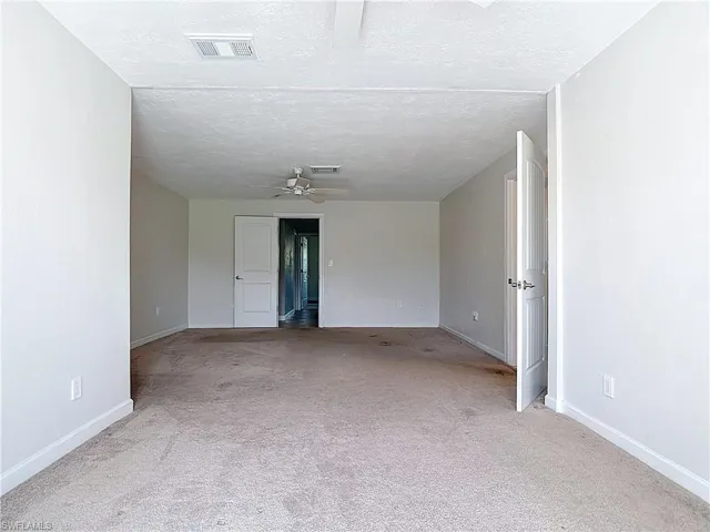 5351 Chippendale Cir E, Fort Myers, Florida 33919