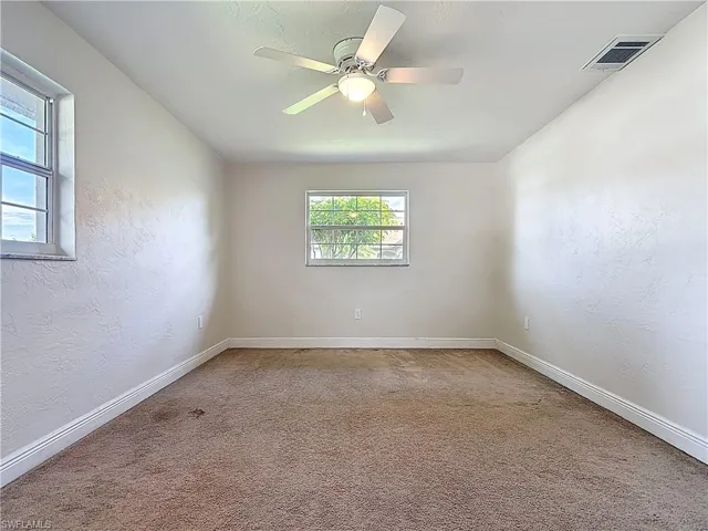 5351 Chippendale Cir E, Fort Myers, Florida 33919
