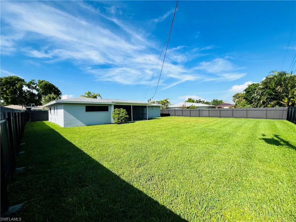 235 44th ST, Cape Coral, FL 33904,2025000424