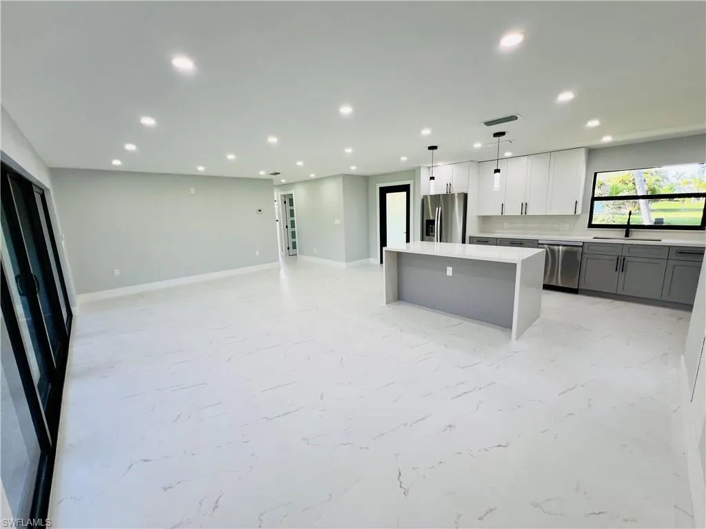 235 44th ST, Cape Coral, FL 33904,2025000424