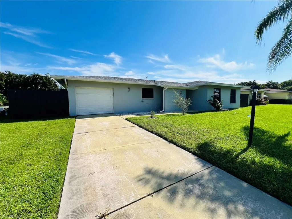 235 44th ST, Cape Coral, FL 33904,2025000424