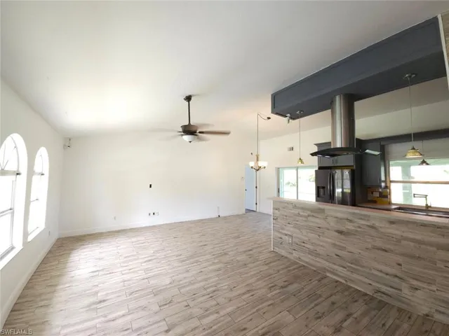 561 Foxcreek Dr, Lehigh Acres, Florida 33974