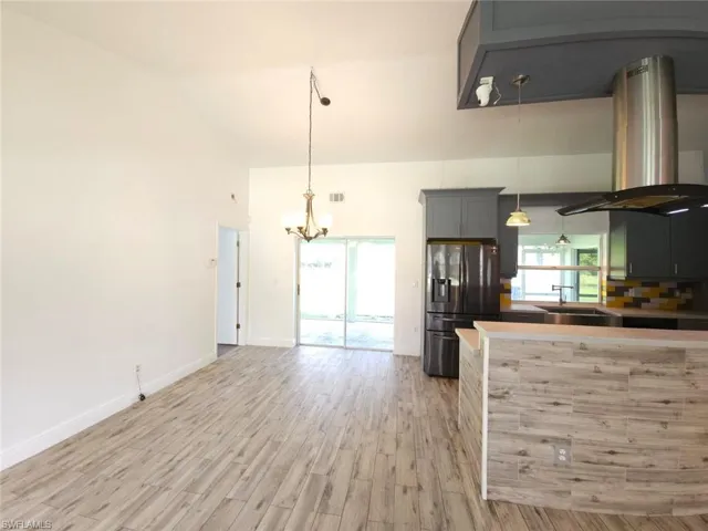 561 Foxcreek Dr, Lehigh Acres, Florida 33974
