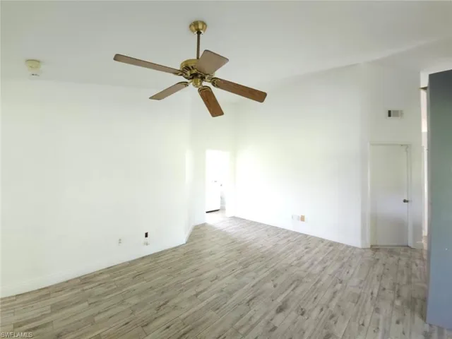 561 Foxcreek Dr, Lehigh Acres, Florida 33974