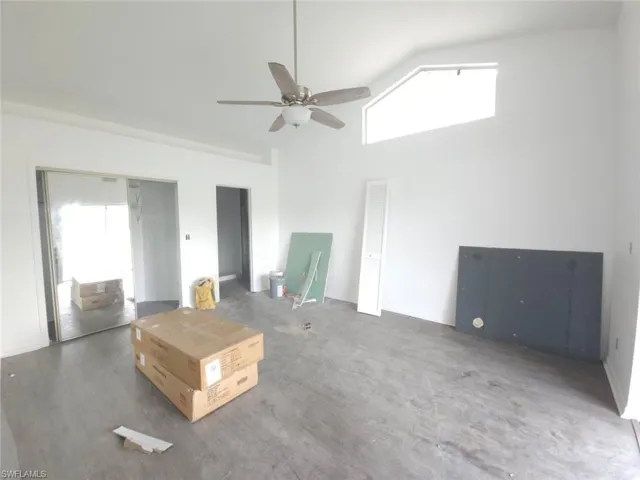 561 Foxcreek Dr, Lehigh Acres, Florida 33974