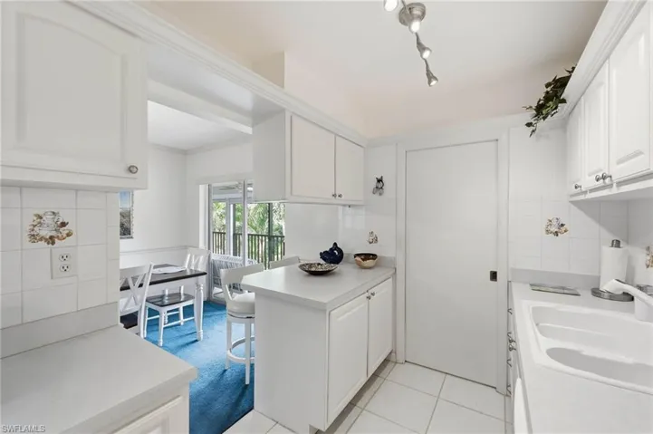 788 Park Shore Dr H39, Naples, Florida 34103