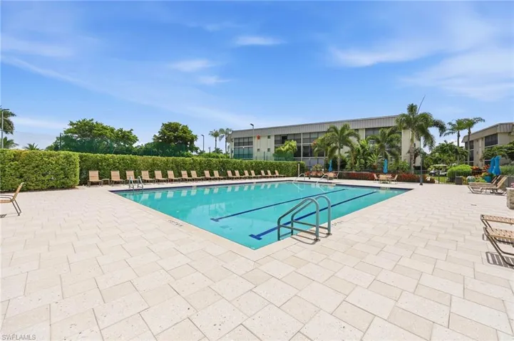 788 Park Shore Dr H39, Naples, Florida 34103