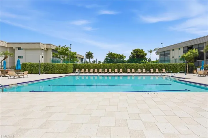 788 Park Shore Dr H39, Naples, Florida 34103