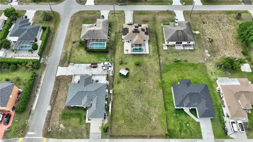 Aerial view featuring a residential view