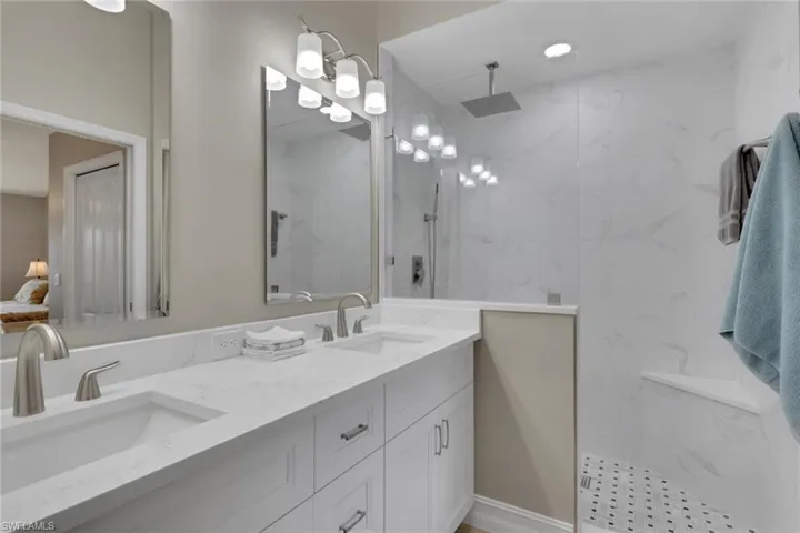 Beautifully updated spa bathroom