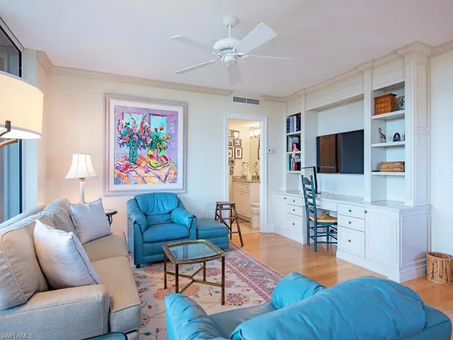 7425 Pelican Bay Blvd 506, Naples, Florida 34108