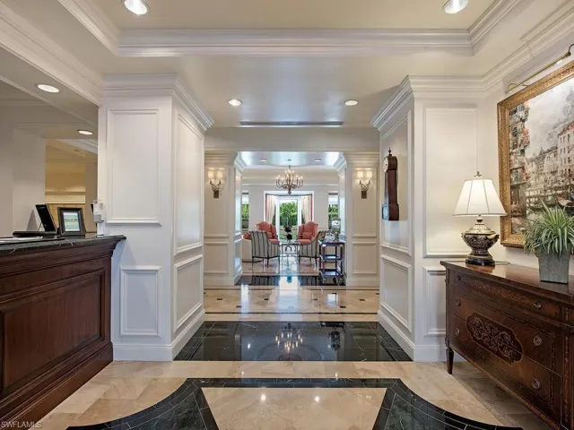7425 Pelican Bay Blvd 506, Naples, Florida 34108