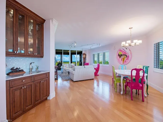 7425 Pelican Bay Blvd 506, Naples, Florida 34108