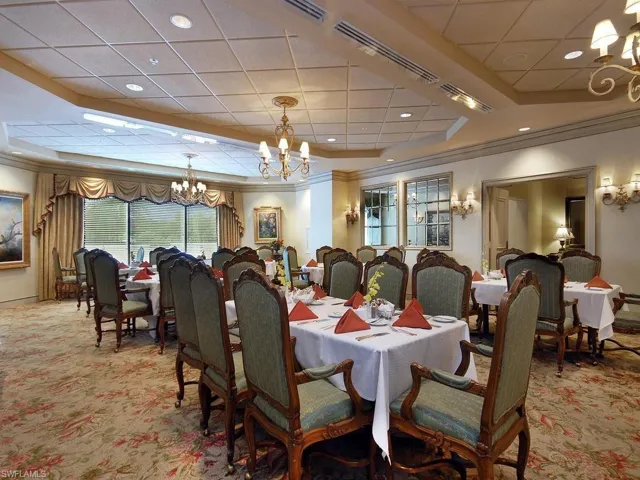 7425 Pelican Bay Blvd 506, Naples, Florida 34108