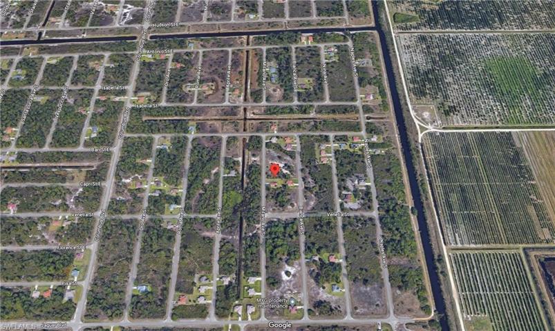 743  Milano S AVE, LEHIGH ACRES, FL 33974