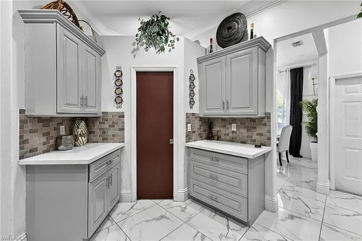 1030 21st St Sw, Naples, Florida 34117