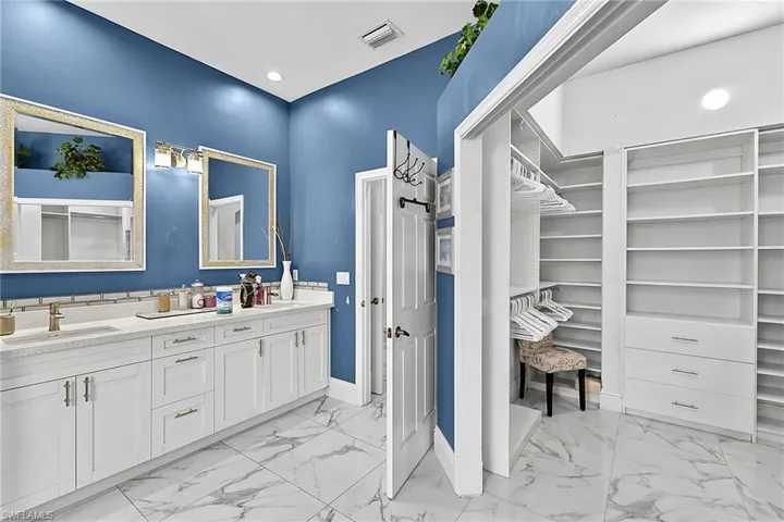 1030 21st St Sw, Naples, Florida 34117