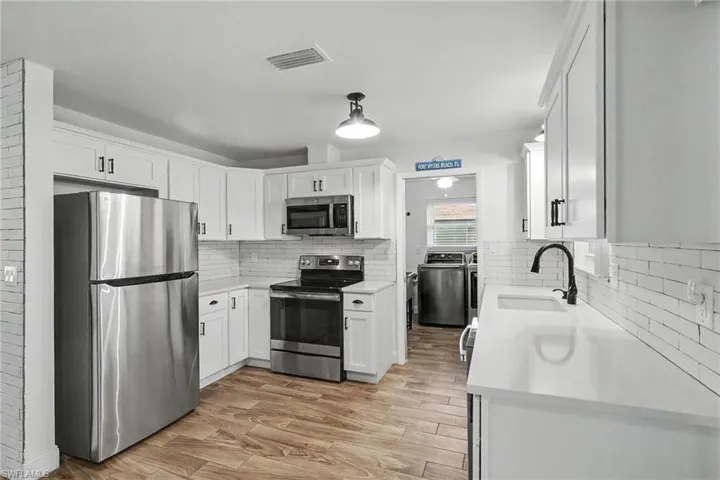 6665 E Tropicana  DR, Fort Myers, FL 33919