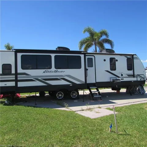 19681 Summerlin Rd, Fort Myers, Florida 33908