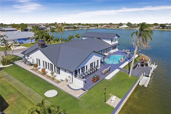 29 Se 10th Ave, Cape Coral, Florida 33990
