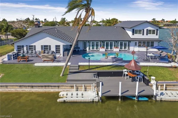29 Se 10th Ave, Cape Coral, Florida 33990