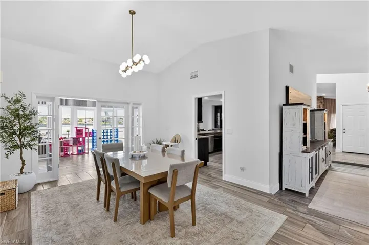 29 Se 10th Ave, Cape Coral, Florida 33990