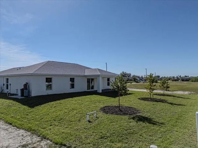 415 NW 11th  ST, Cape Coral, FL 33993