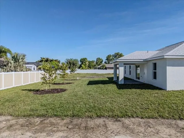 415 NW 11th  ST, Cape Coral, FL 33993