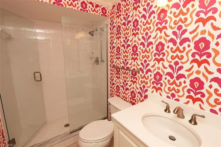 Second Guest Bath