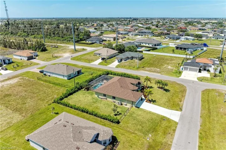 2258 Sw 3rd Ter, Cape Coral Fl 33991