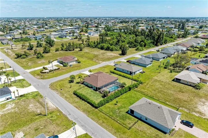 2258 Sw 3rd Ter, Cape Coral Fl 33991