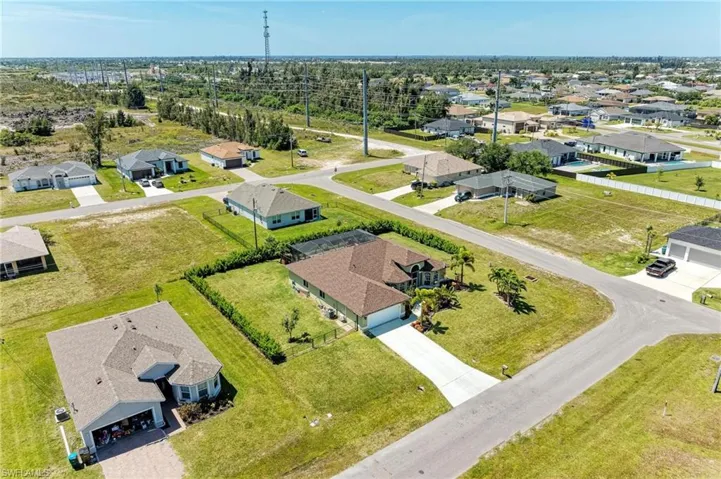 2258 Sw 3rd Ter, Cape Coral Fl 33991