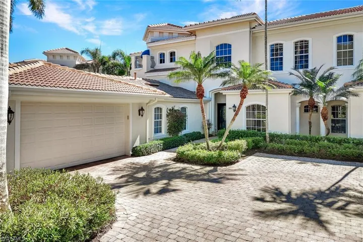 15516  Monterosso  LN, Naples, FL 34110