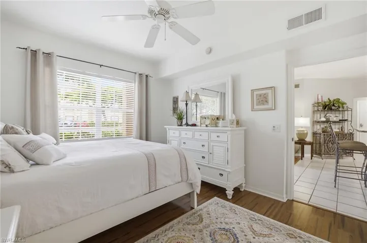 15605 Ocean Walk Cir 113, Fort Myers, Florida 33908