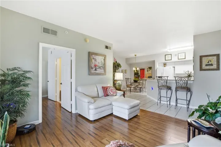 15605 Ocean Walk Cir 113, Fort Myers, Florida 33908